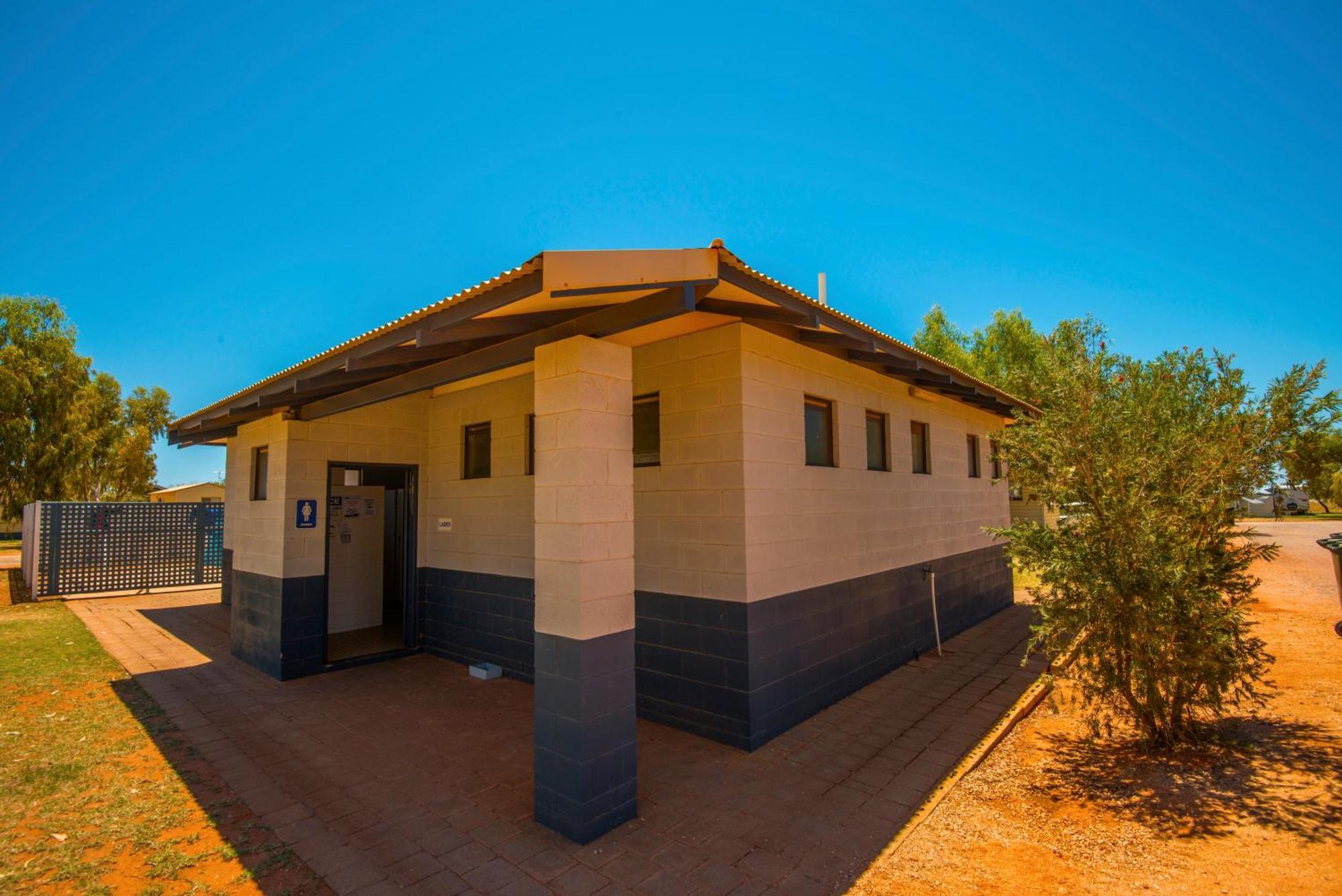 Rac Exmouth Cape Holiday Park Exterior photo